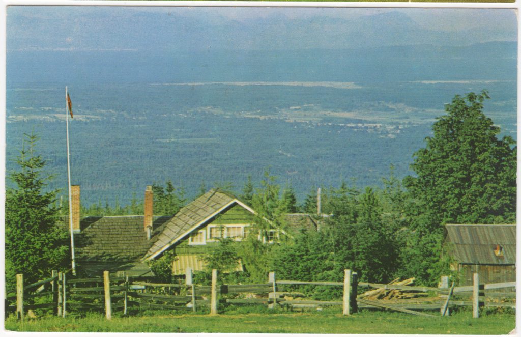 Hôtel Forbidden Plateau Lodge, Courtenay; ca. années 1950 (SHFCB 2016.02.118)