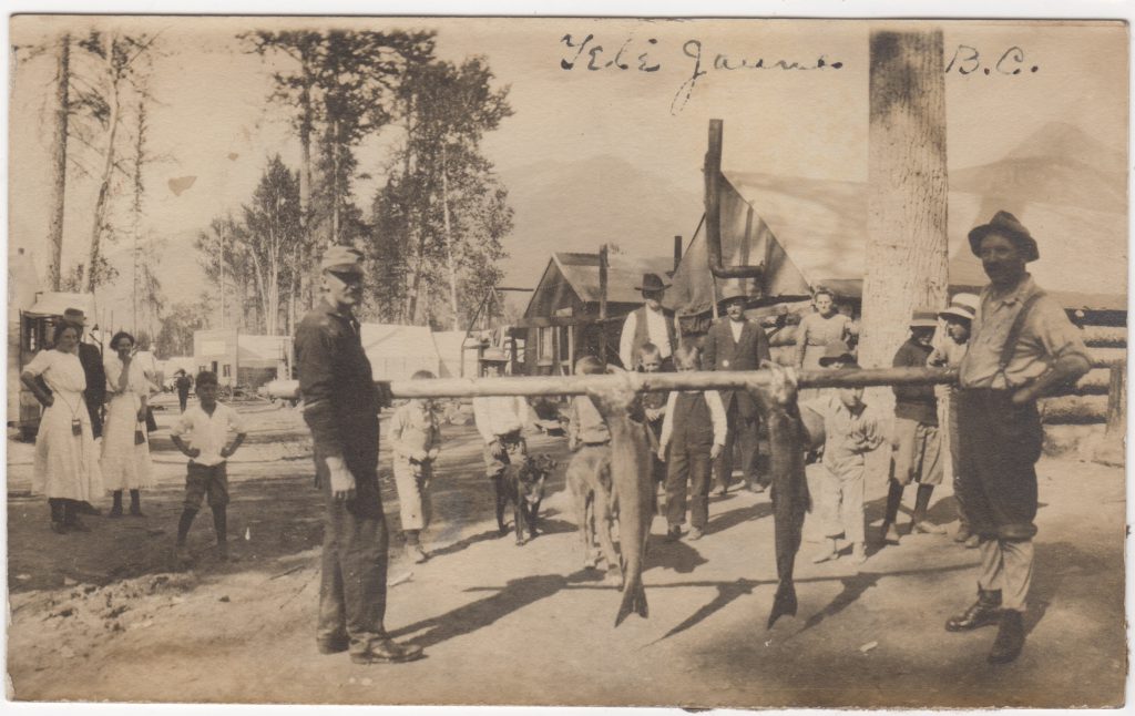 Pêcheurs, Tête Jaune; ca. années 1910 (SHFCB)